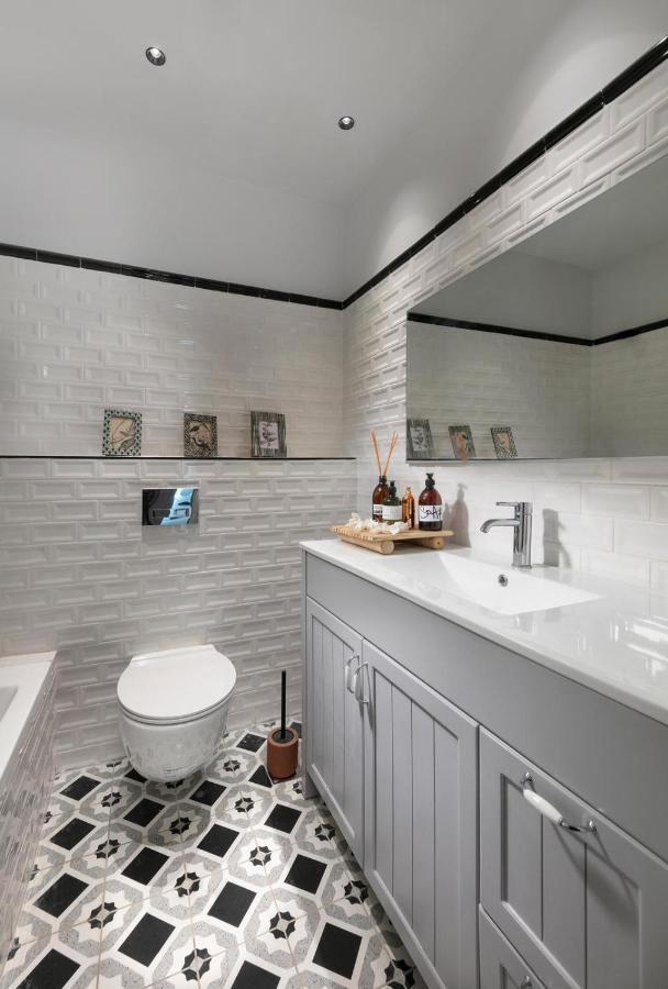 Beach Lux Apartment Хайфа Екстер'єр фото
